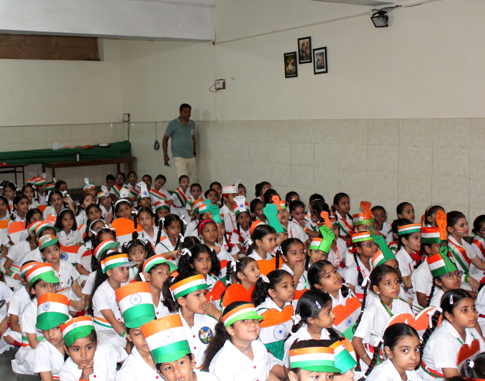PATRIOTIC SINGING COMPETITION CLASSES- 1 &2