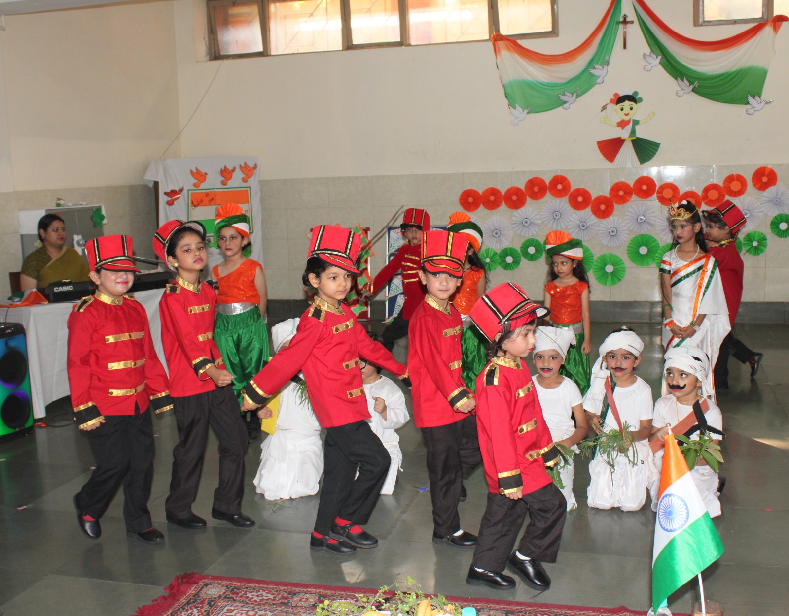Proud Little Indians – Fancy Dress CLASSES- LKG & UKG